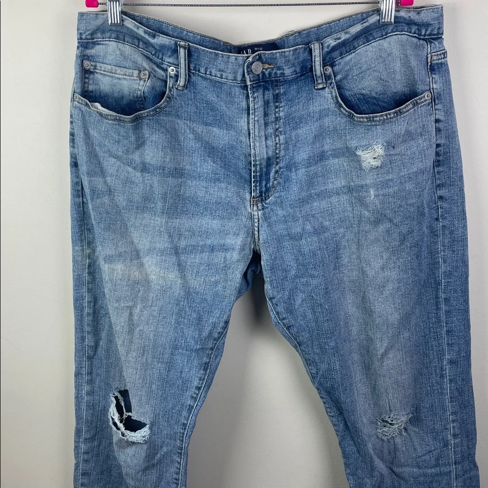 Gap Denim Slim Jeans Light Wash Distressed 38x32